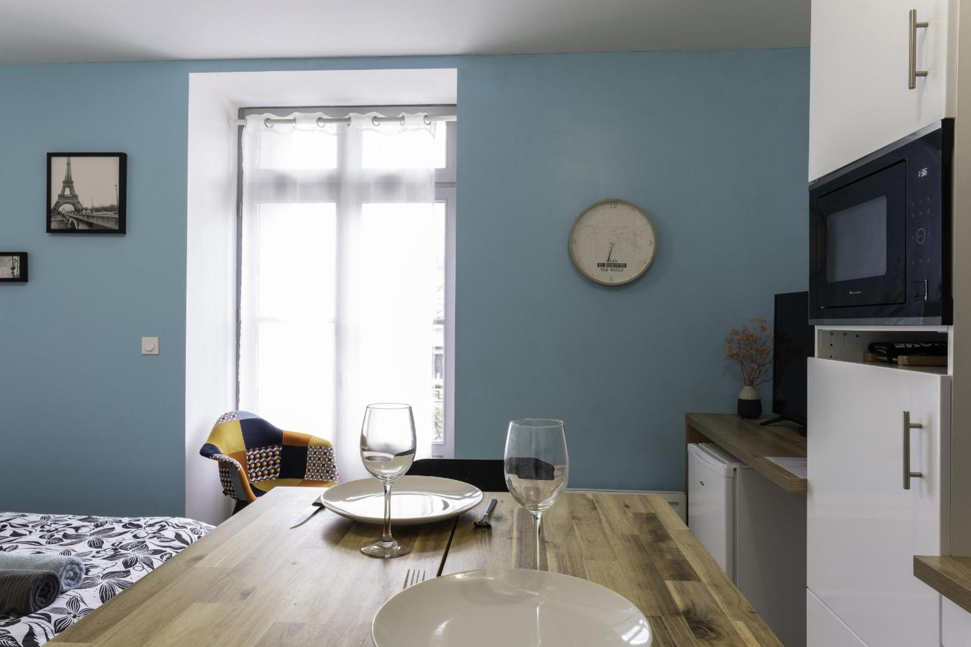 Segre Centre ✰ Studio ✰ 24M² ✰ Cuisne ✰ Wifi ✰ Tout Neuf! Екстер'єр фото