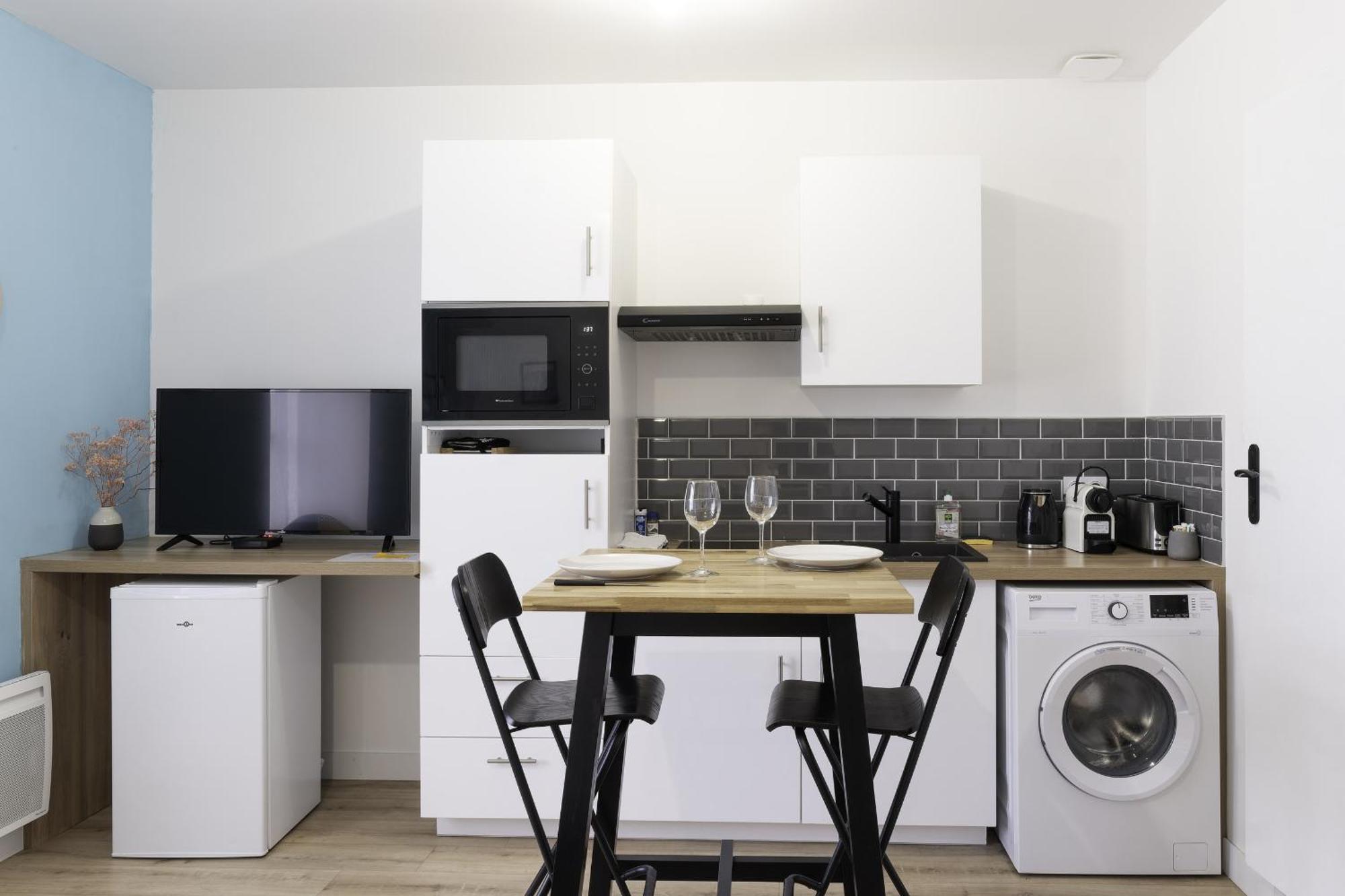 Segre Centre ✰ Studio ✰ 24M² ✰ Cuisne ✰ Wifi ✰ Tout Neuf! Екстер'єр фото