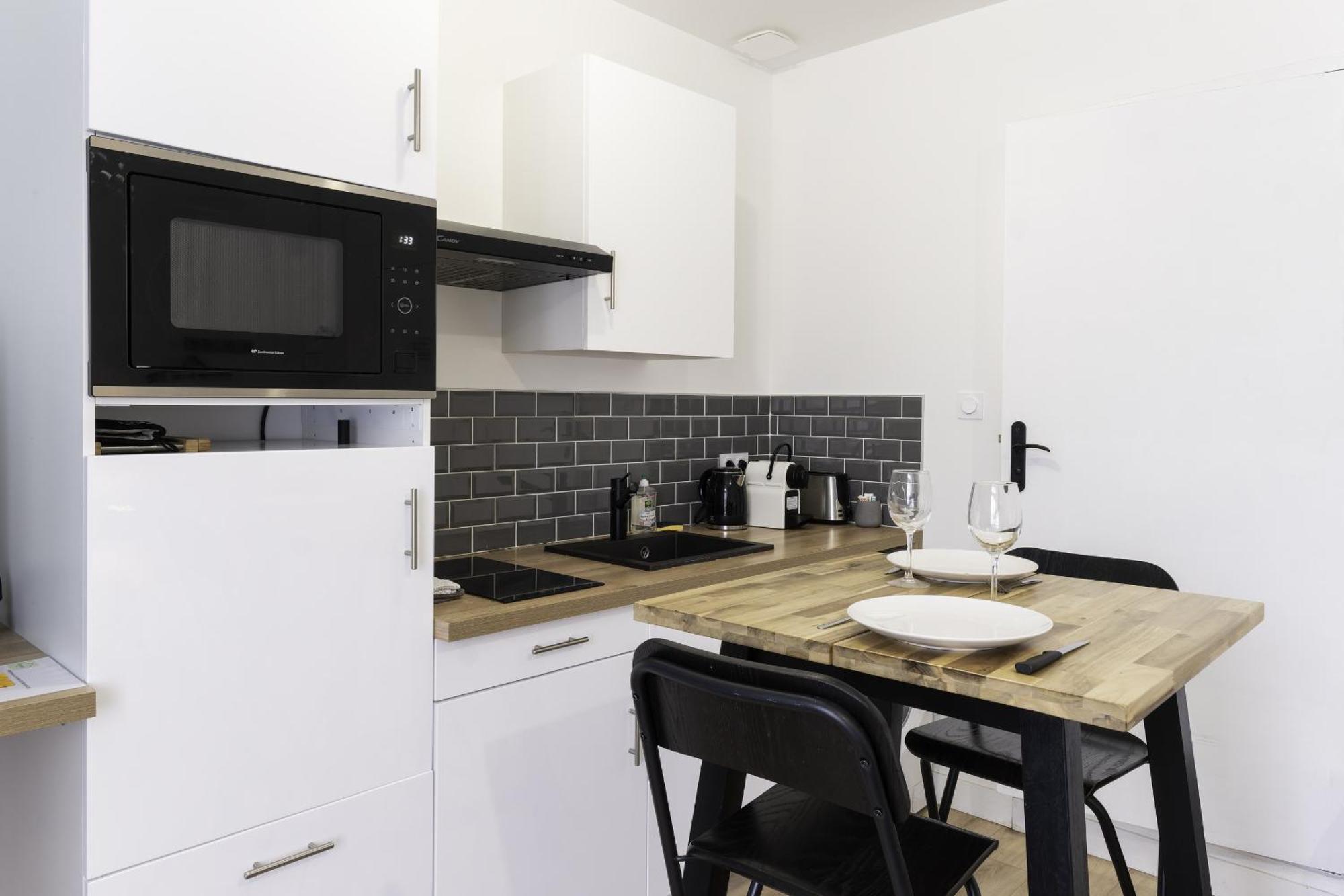 Segre Centre ✰ Studio ✰ 24M² ✰ Cuisne ✰ Wifi ✰ Tout Neuf! Екстер'єр фото